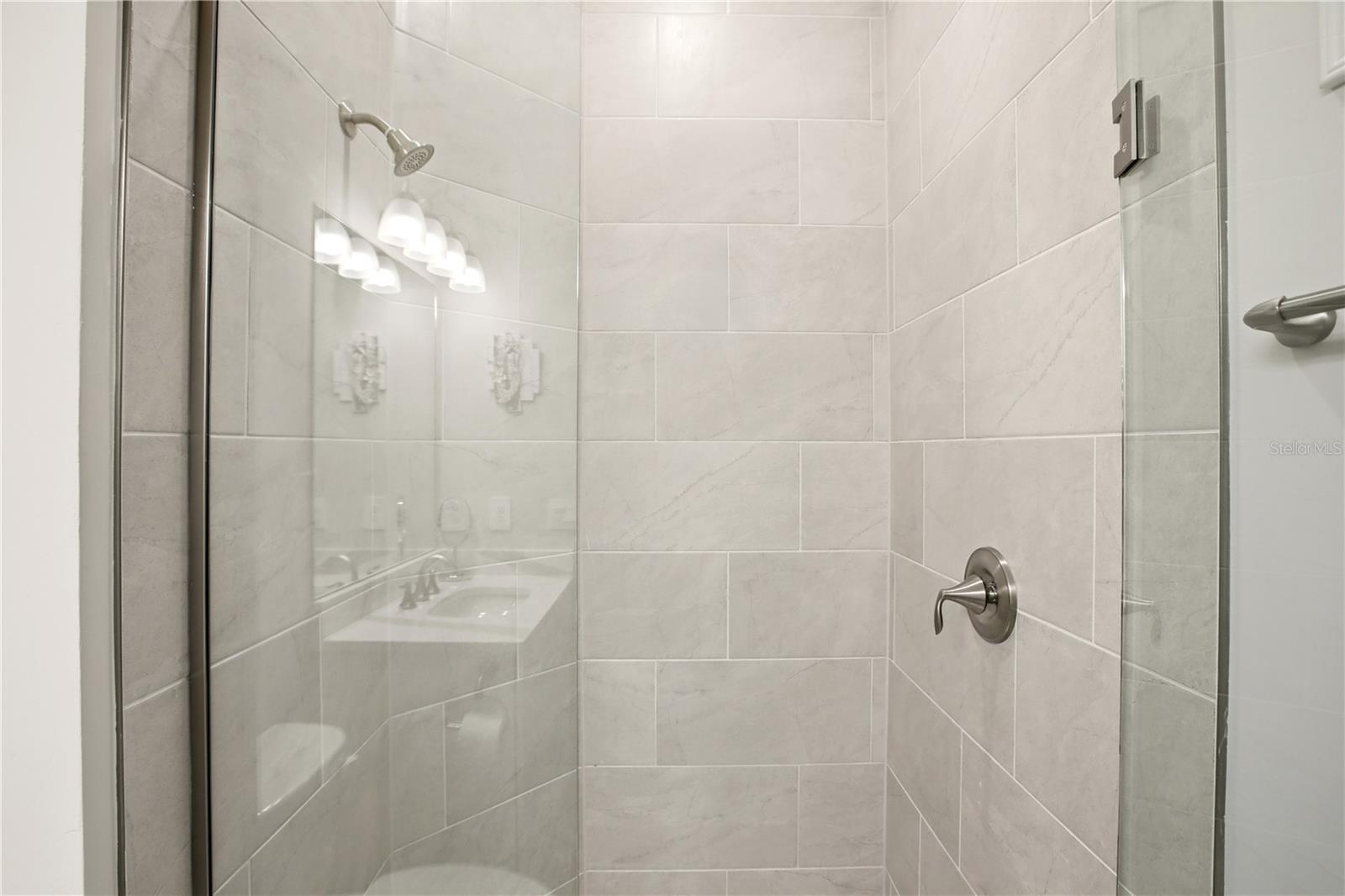 617 Maraviya Blvd Property Photo 34