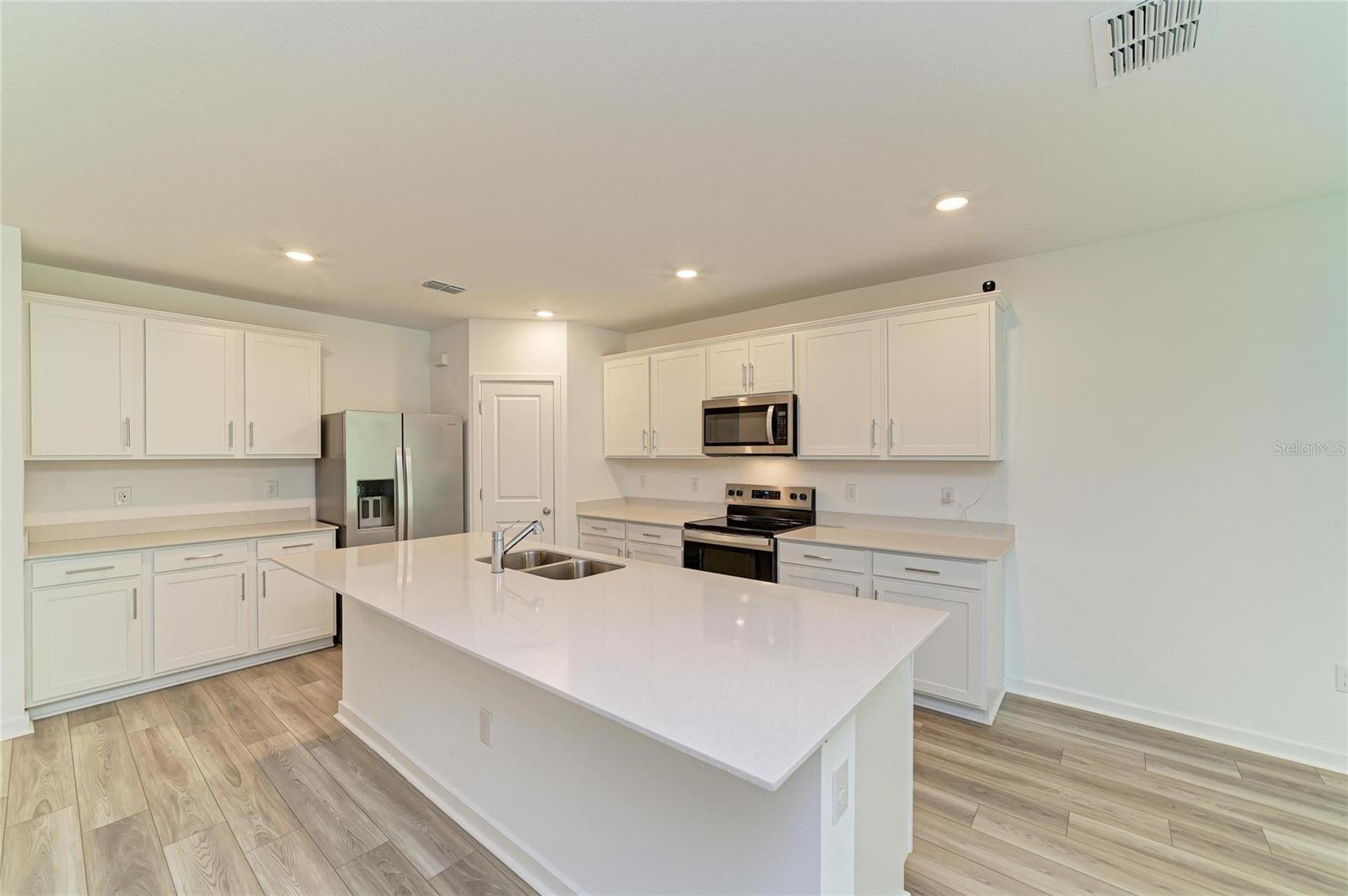 12703 Blue Reflection Ave Property Photo 20