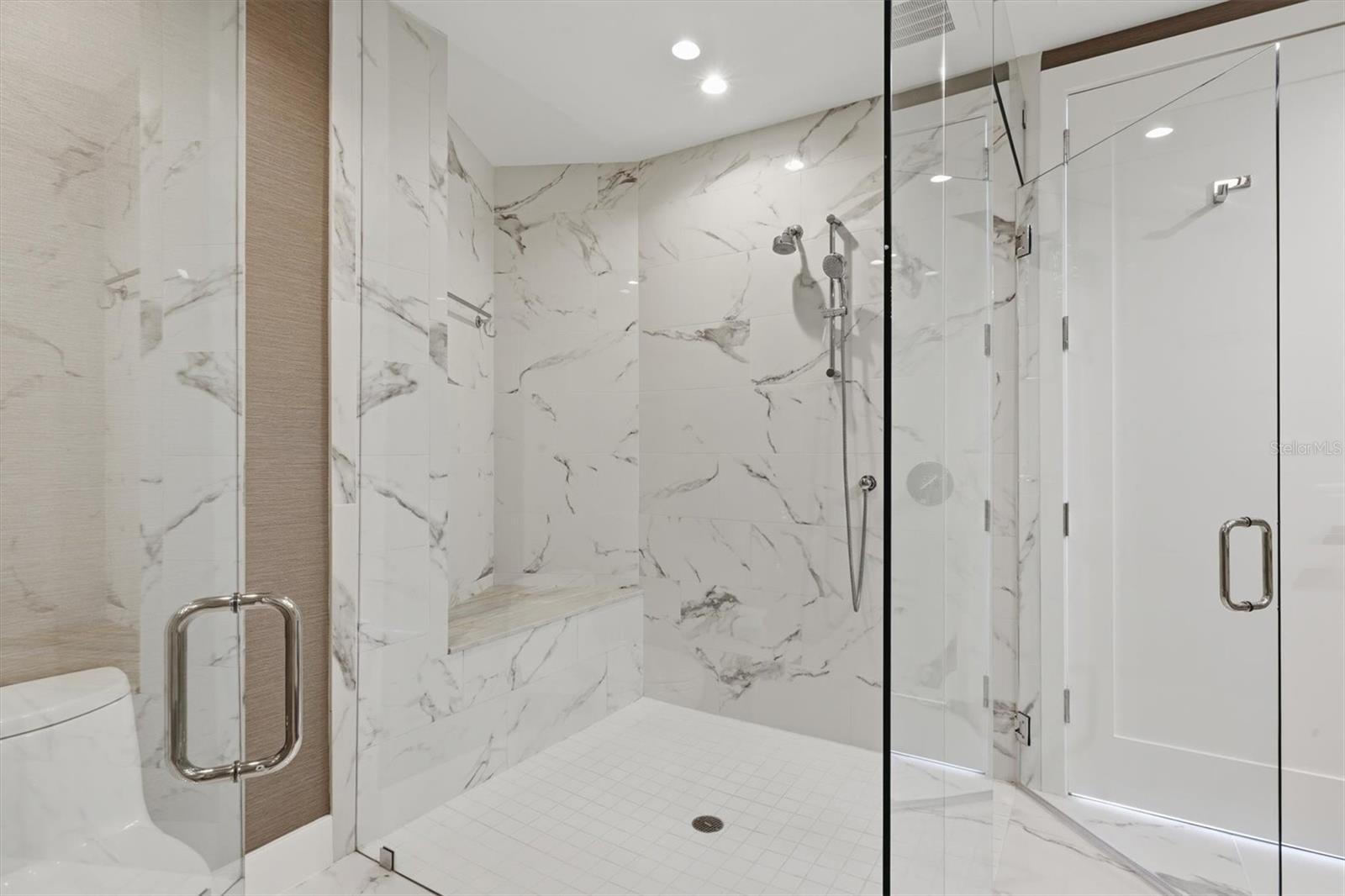 1155 N Gulfstream Ave #807 Property Photo 36