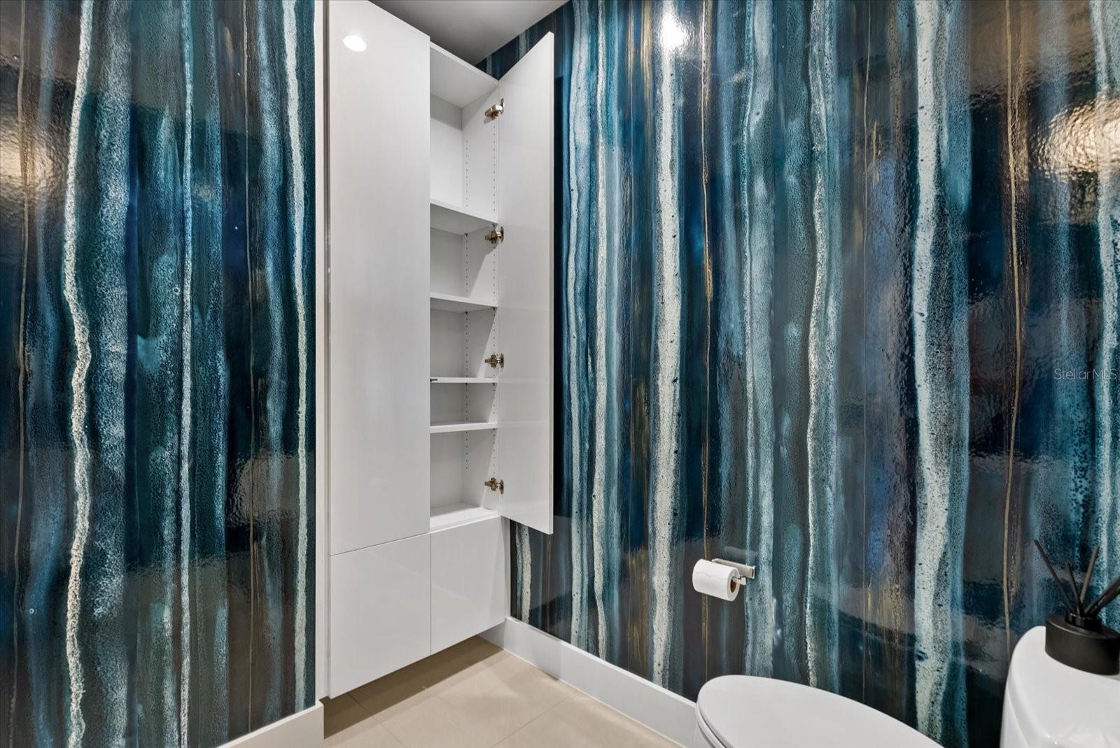 1155 N Gulfstream Ave #807 Property Photo 44