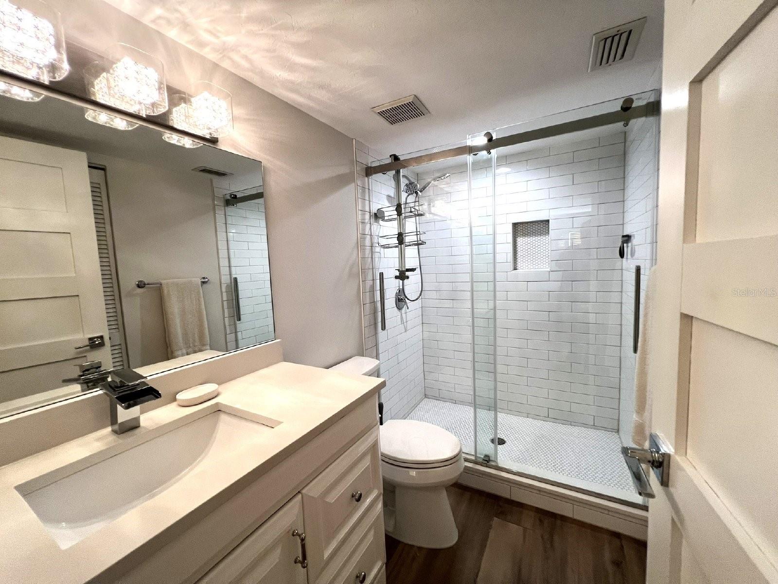 5205 Wedgewood Ln #15 Property Photo 12