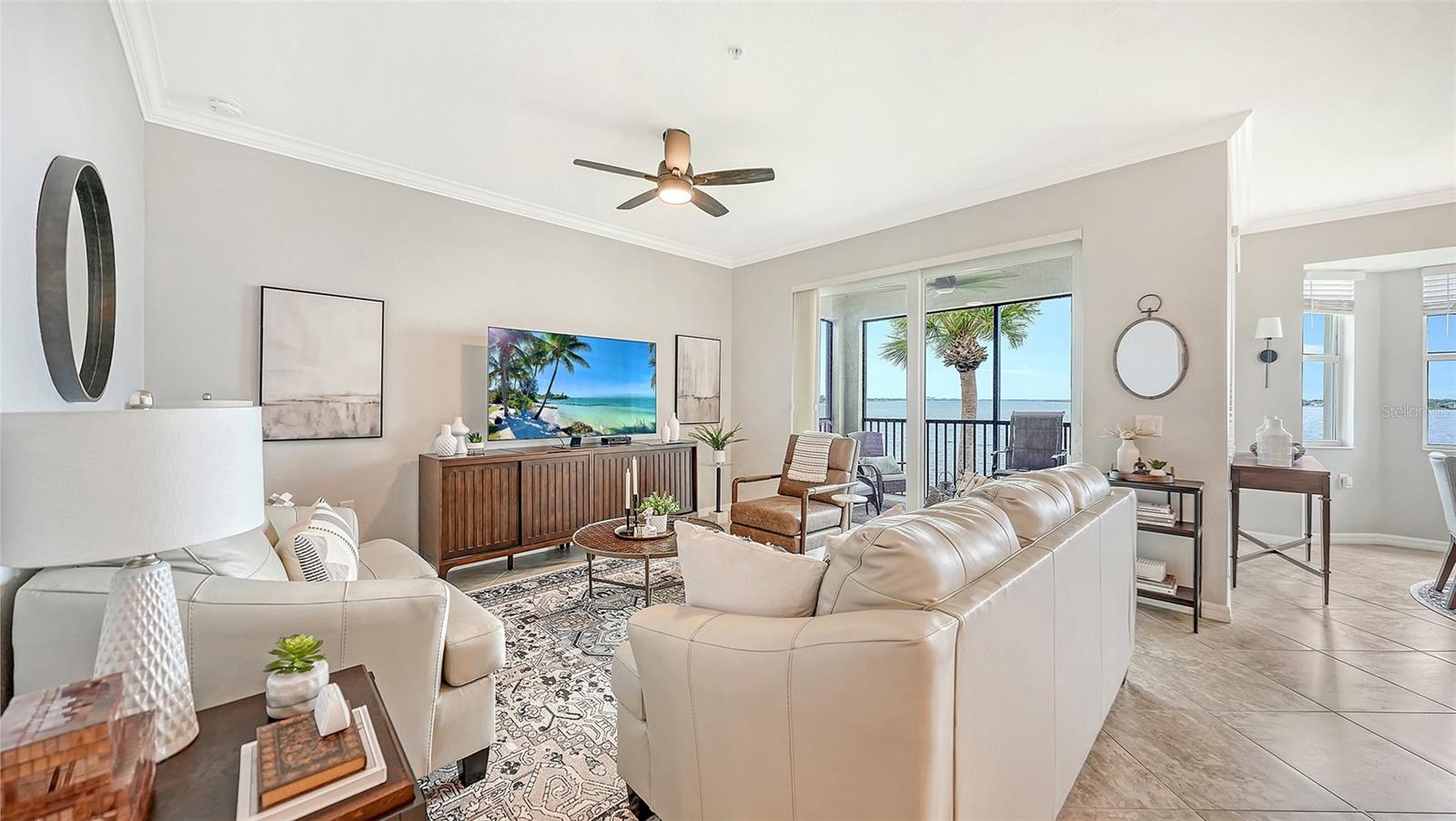 910 Tidewater Shores Loop #402 Property Photo 5