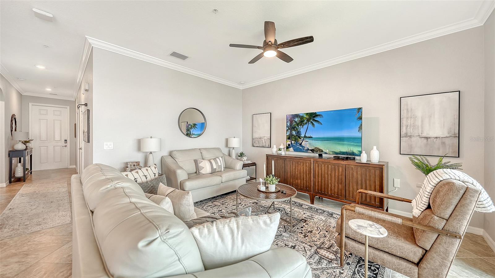 910 Tidewater Shores Loop #402 Property Photo 6