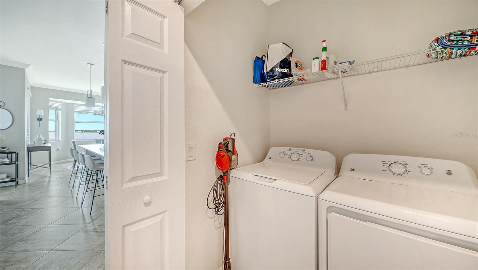 910 Tidewater Shores Loop #402 Property Photo 32