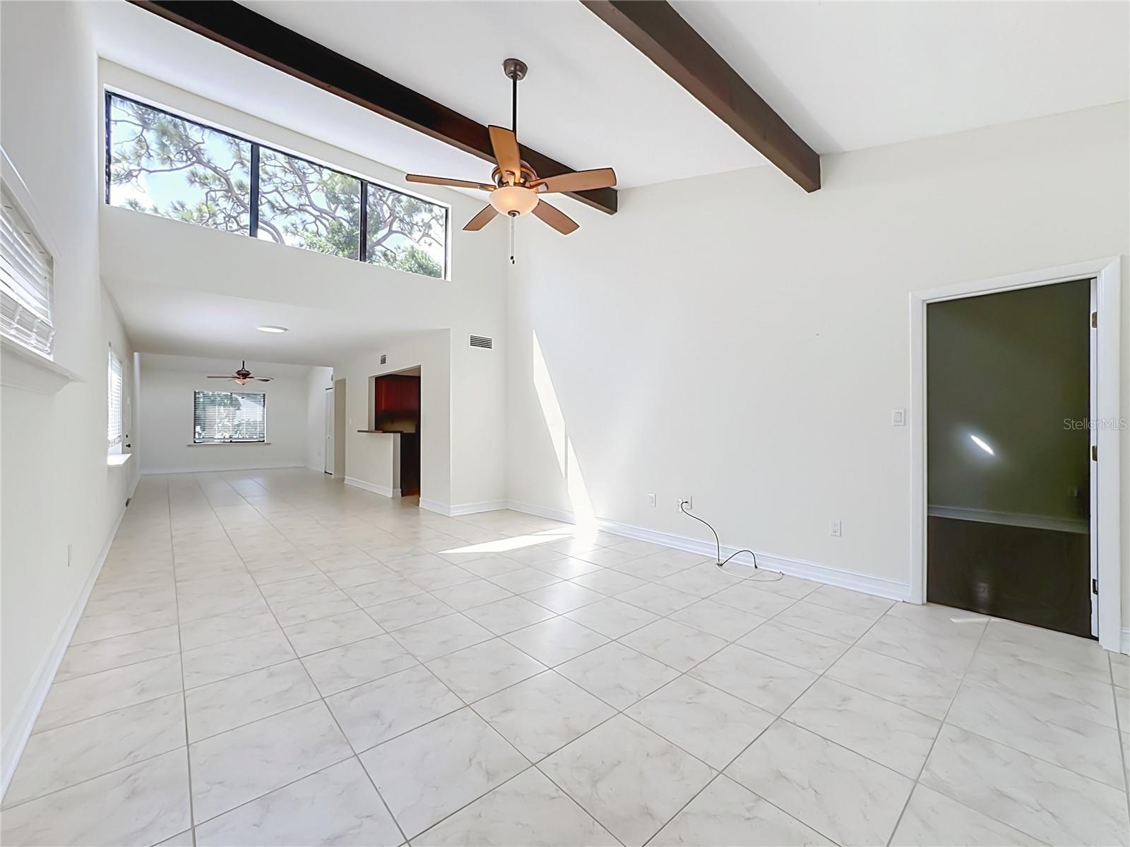 1601 Pelican Point Dr #215 Property Photo 25