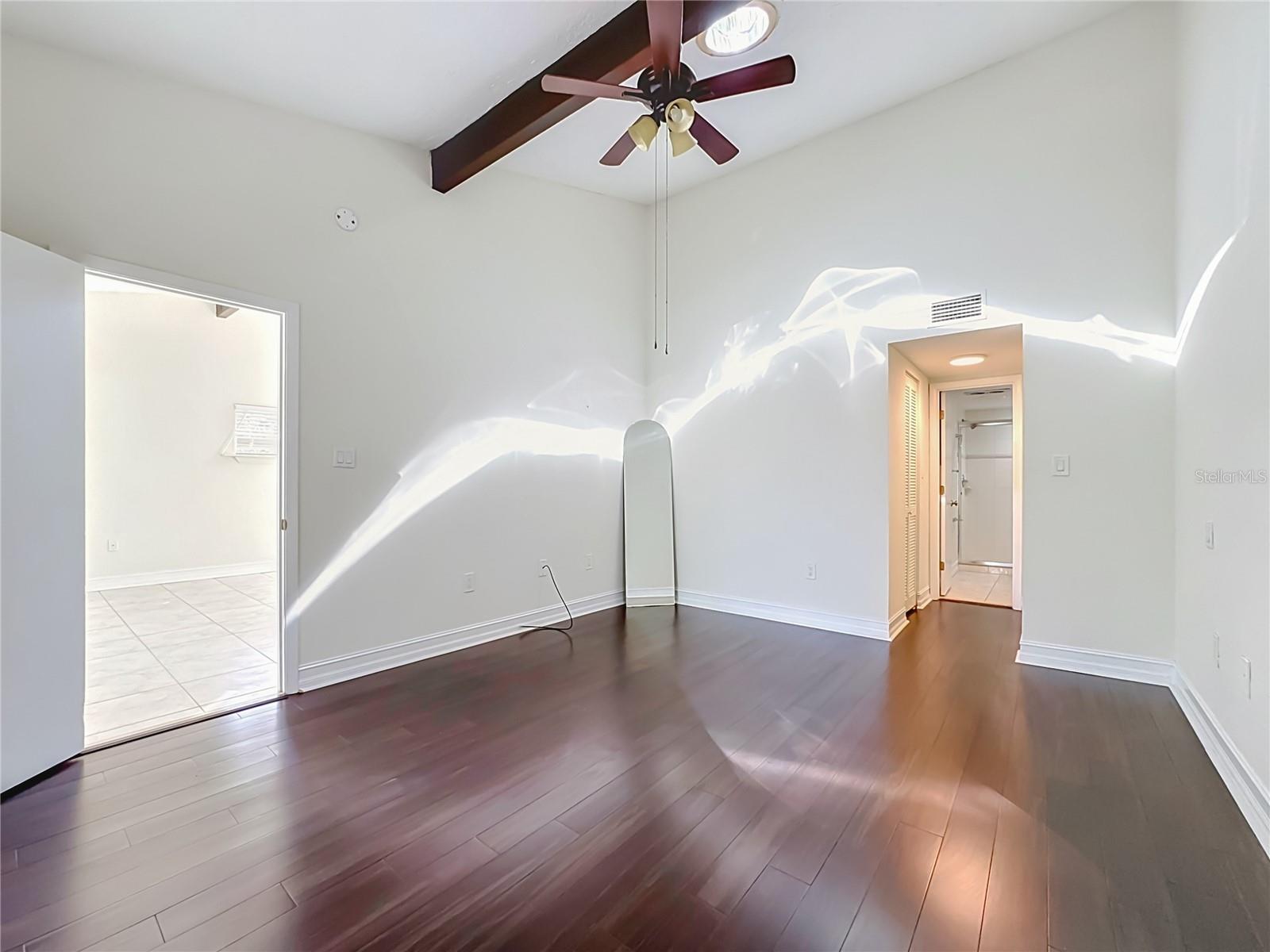 1601 Pelican Point Dr #215 Property Photo 34