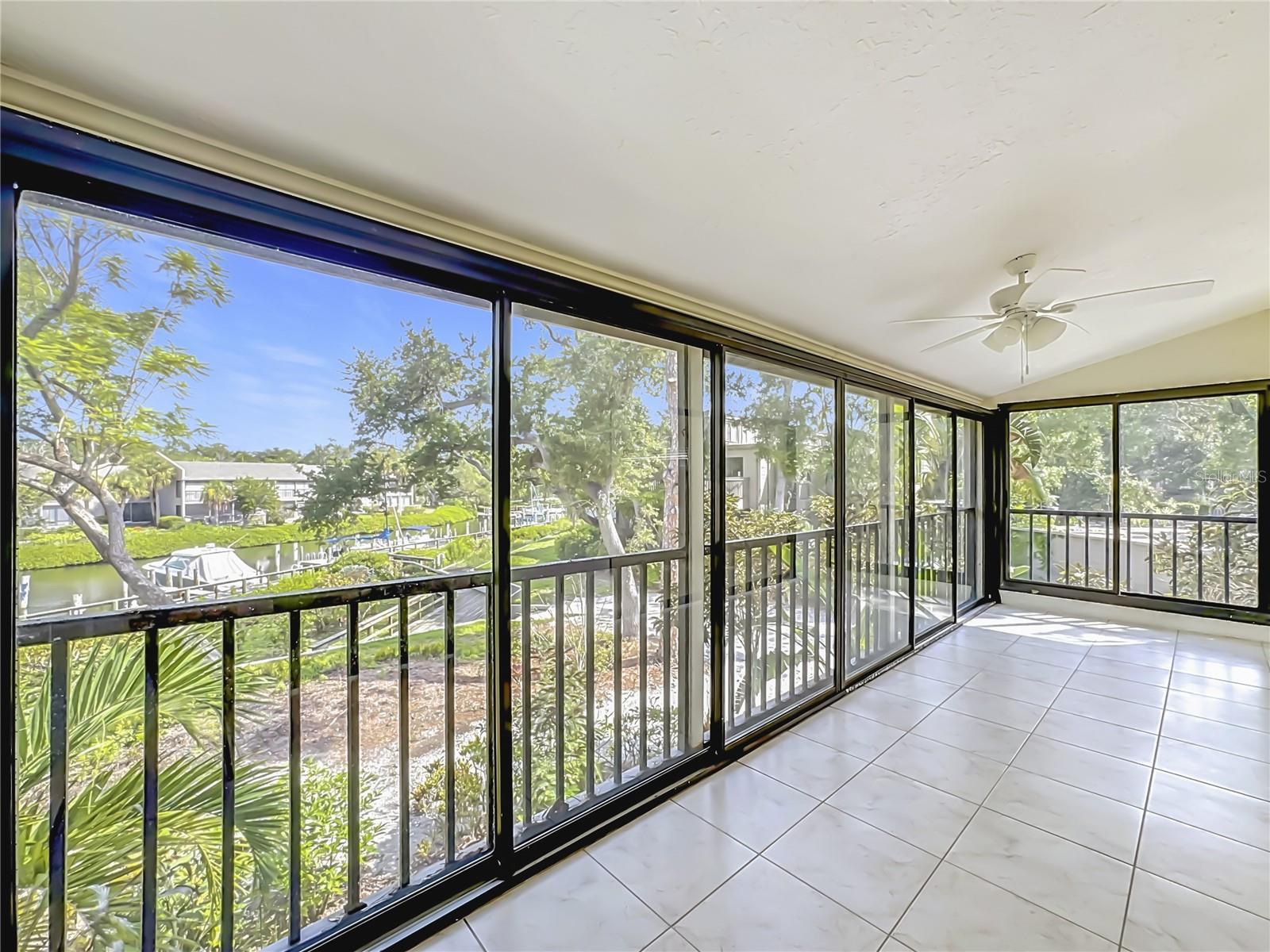 1601 Pelican Point Dr #215 Property Photo 40