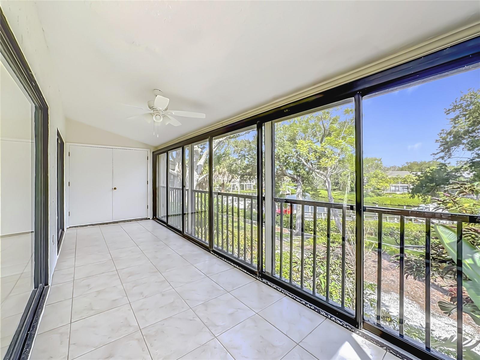 1601 Pelican Point Dr #215 Property Photo 41