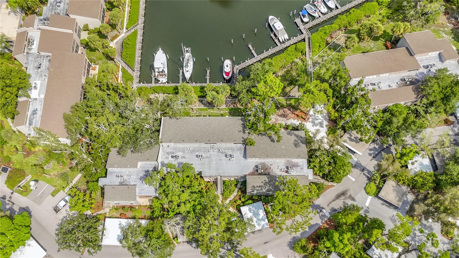 1601 Pelican Point Dr #215 Property Photo 45