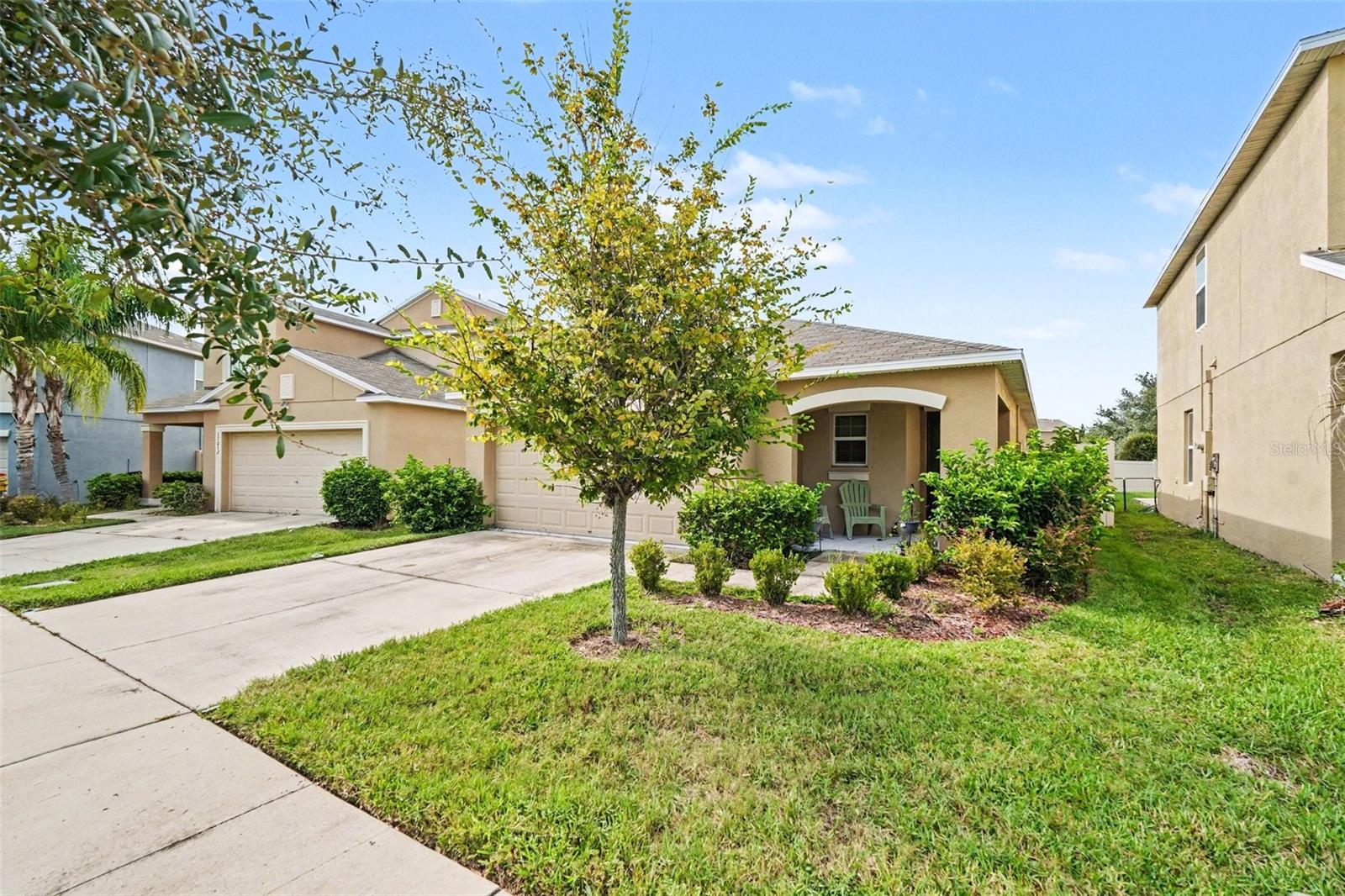 17054 Yellow Pine St Property Photo 2