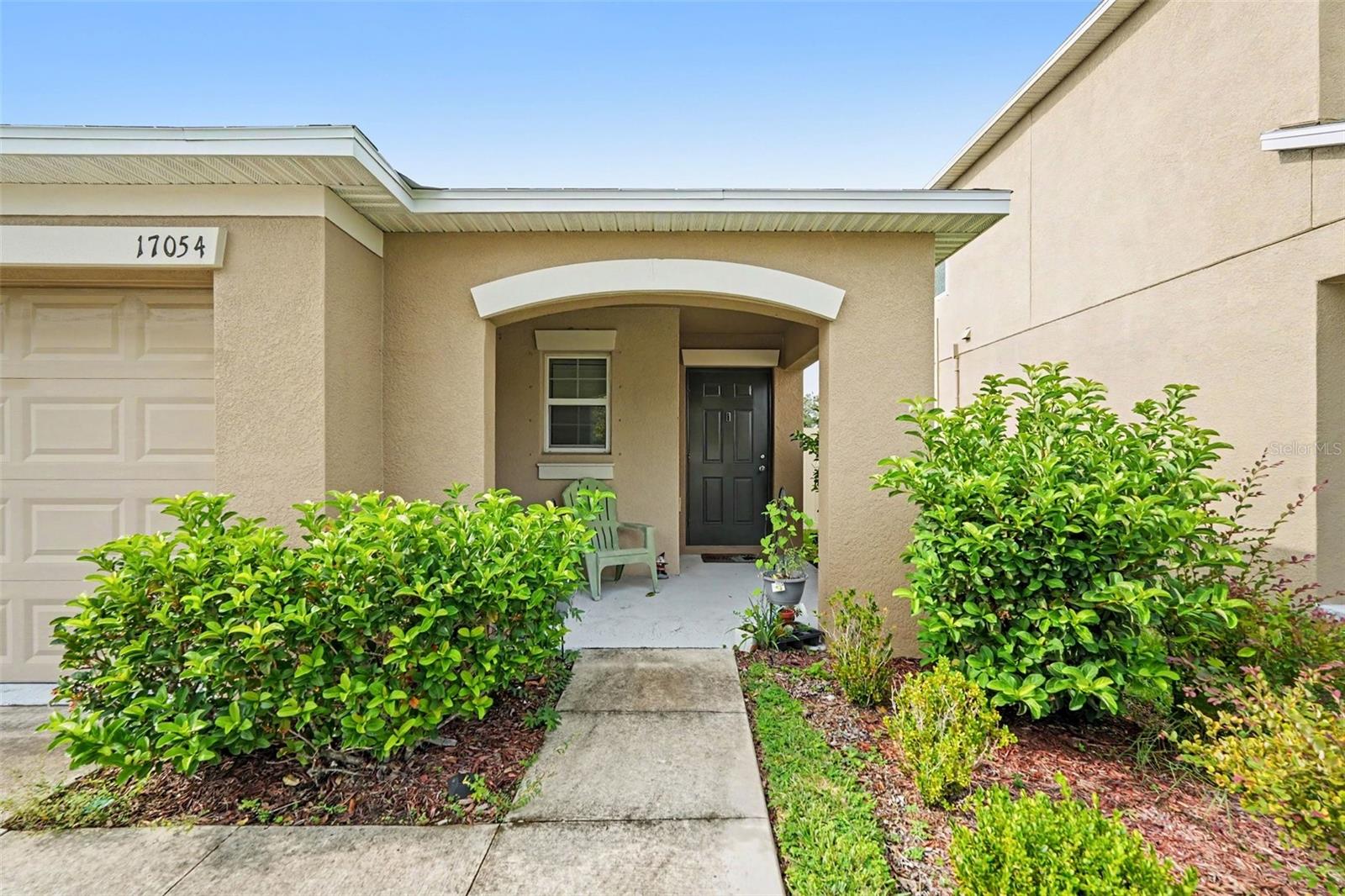 17054 Yellow Pine St Property Photo 3