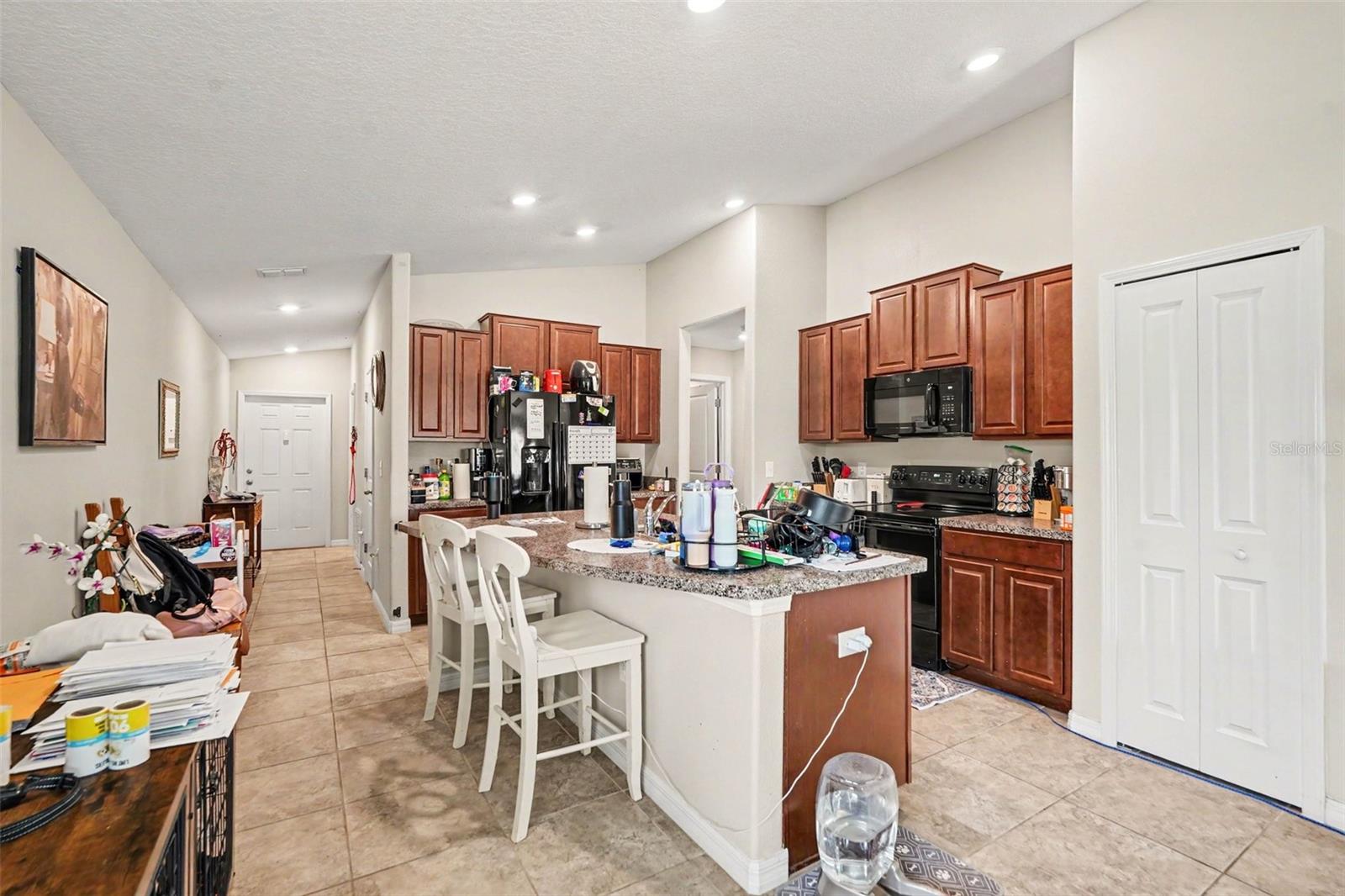 17054 Yellow Pine St Property Photo 11