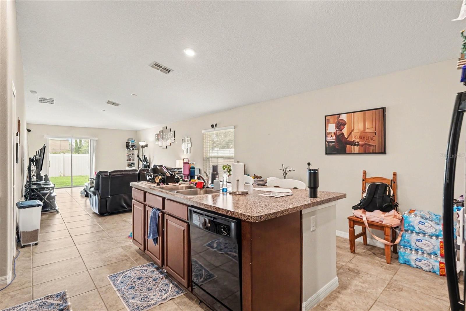 17054 Yellow Pine St Property Photo 12