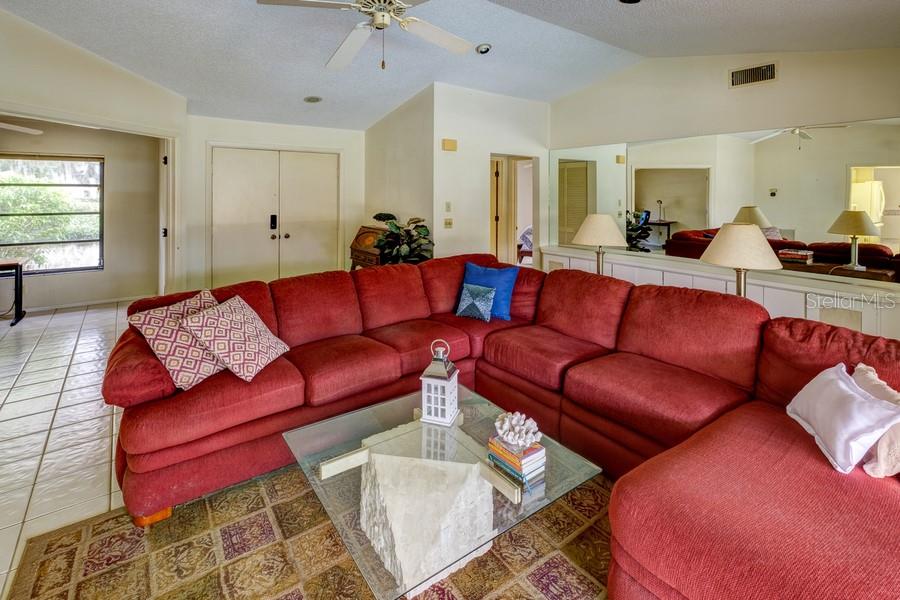 5115 Everwood Run Property Photo 8