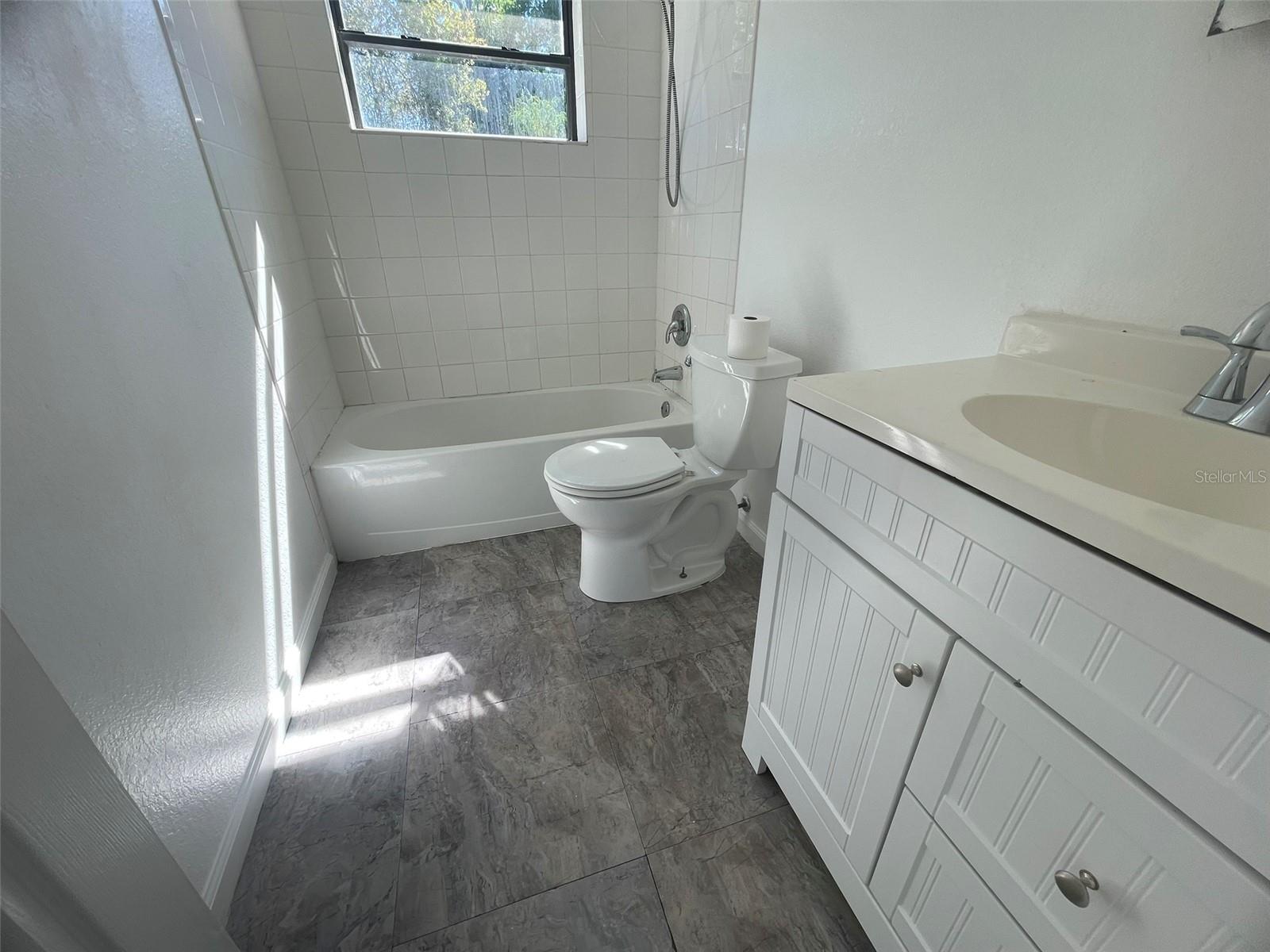 525 E Helen Ave Property Photo 25