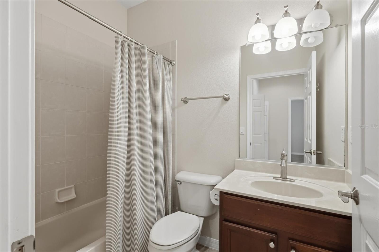3582 Parkridge Cir #29-106 Property Photo 21