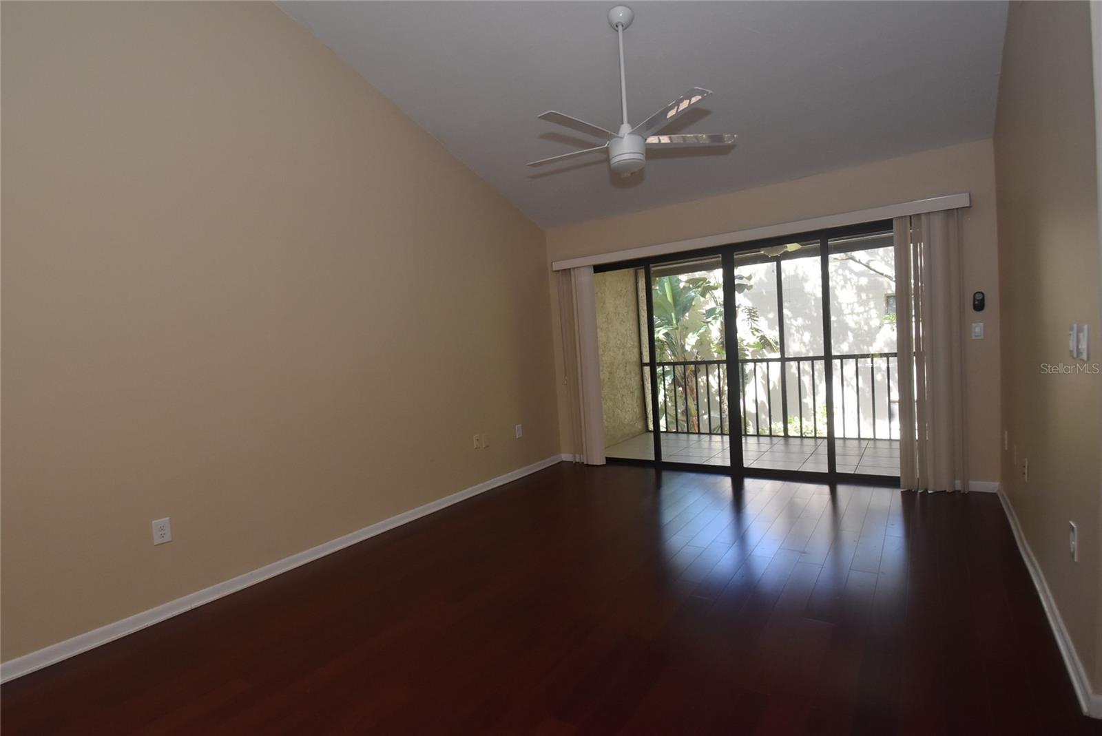1687 Brookhouse Cir #br221 Property Photo 5