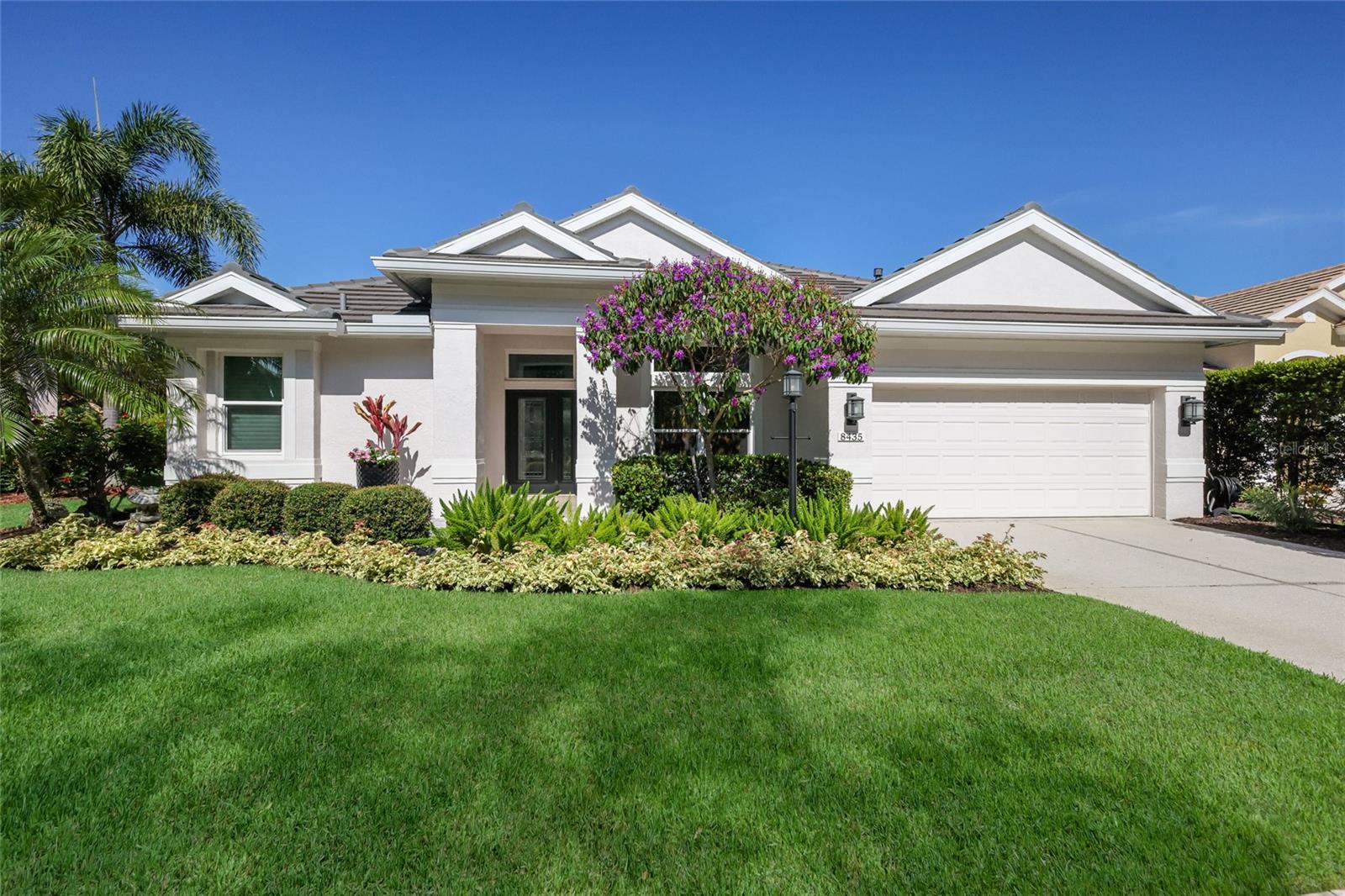 8435 Sailing Loop Property Photo 1