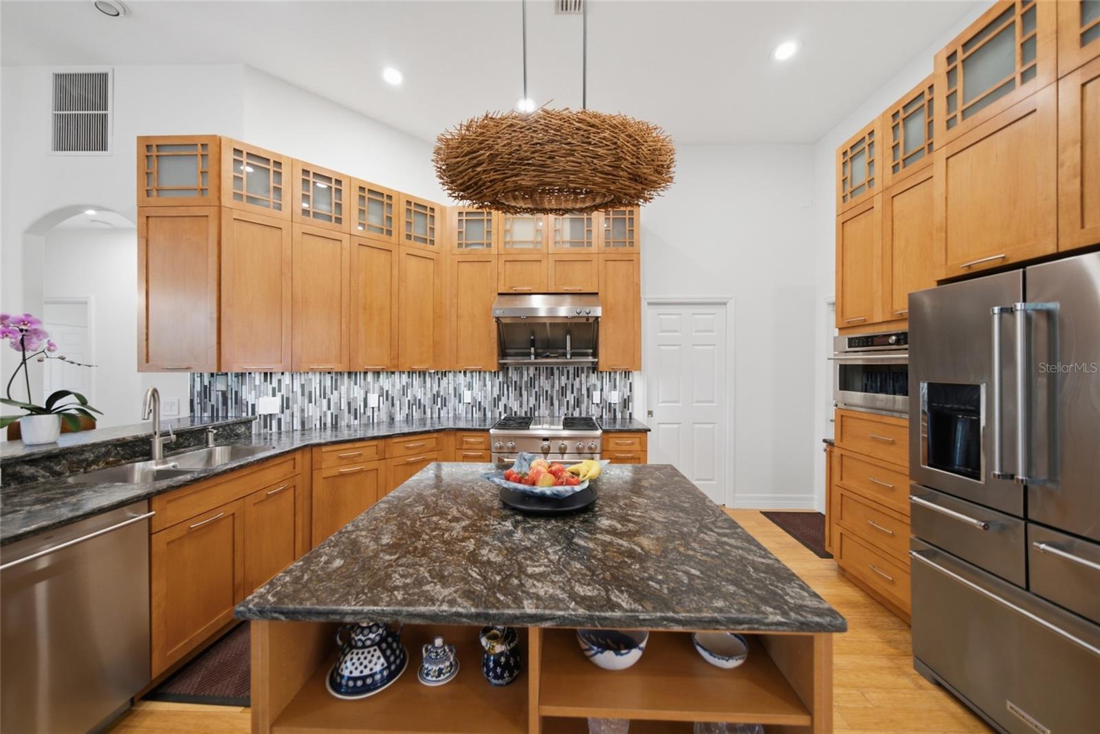 8435 Sailing Loop Property Photo 10