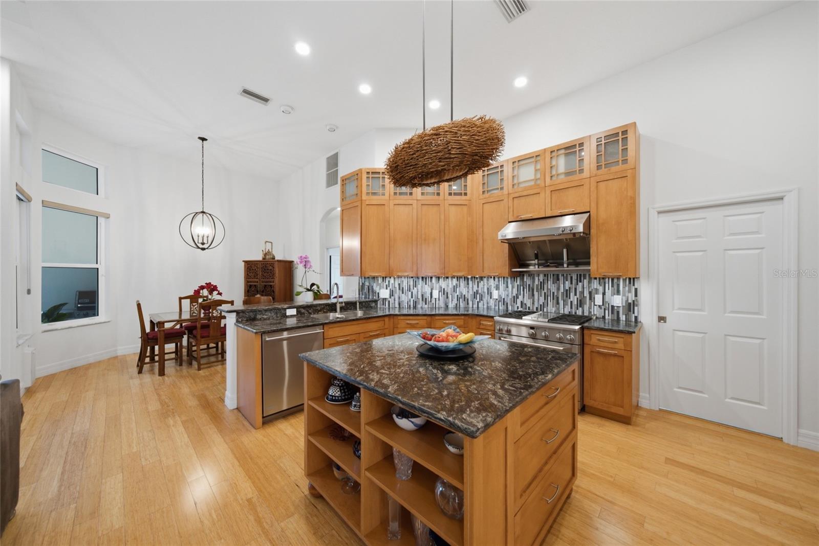 8435 Sailing Loop Property Photo 11