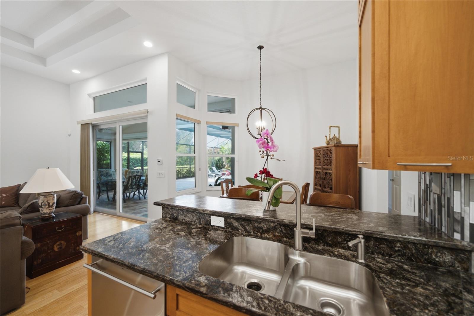 8435 Sailing Loop Property Photo 12