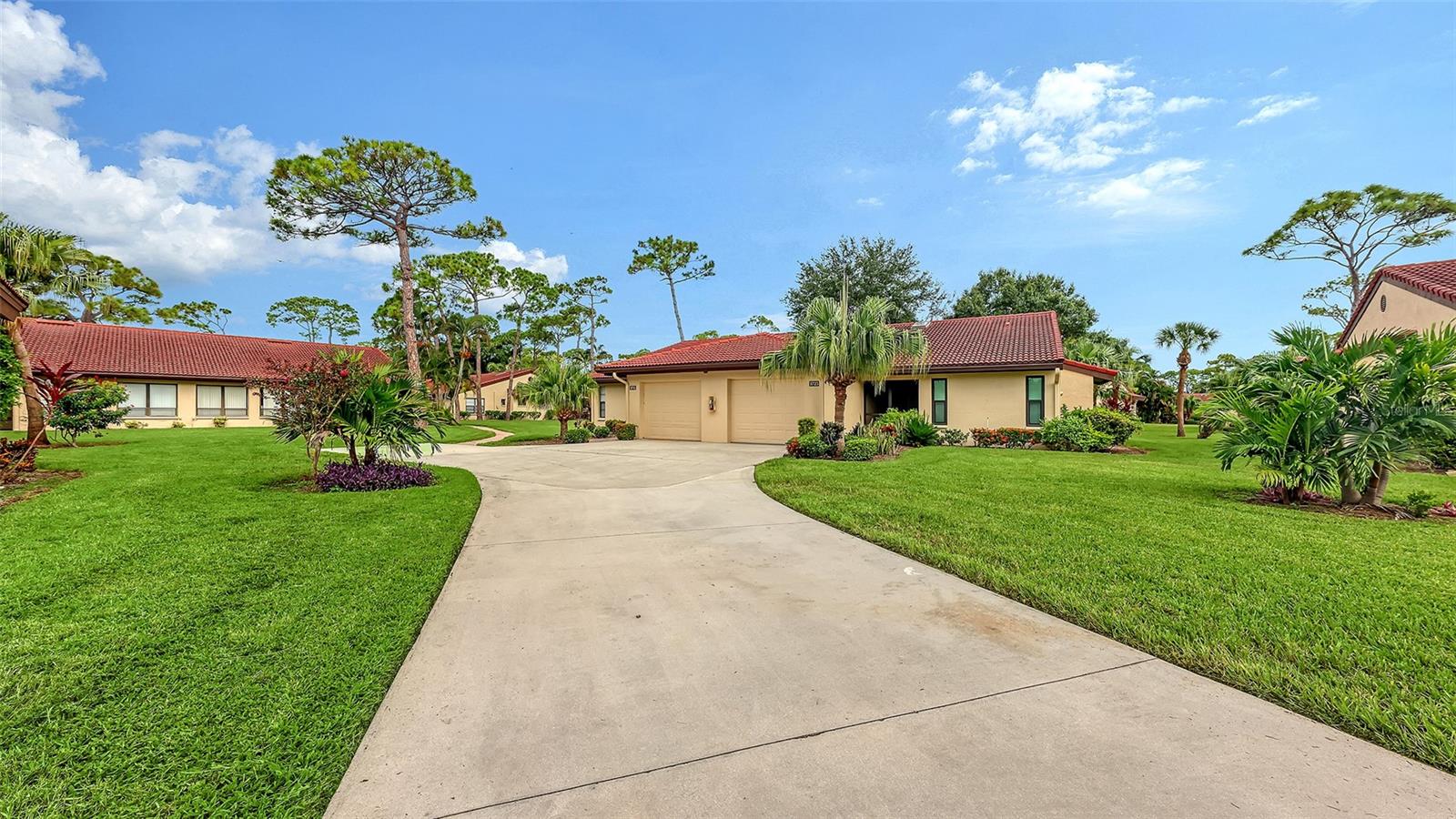 3715 PINECONE CT #169