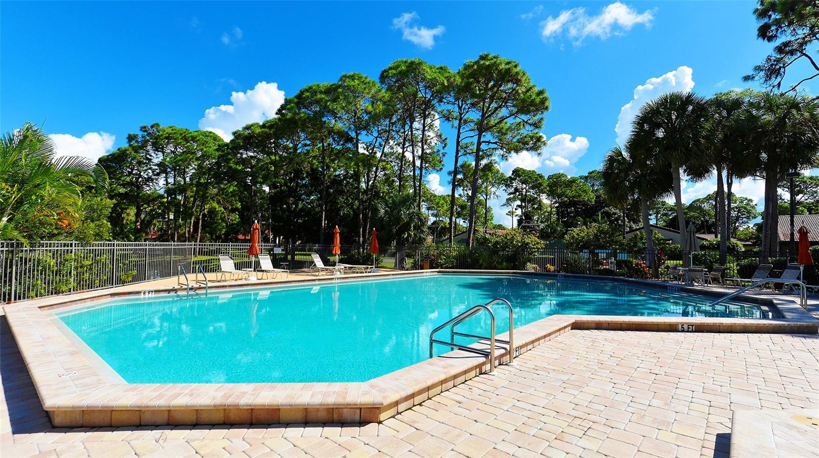 3715 Pinecone Ct #169 Property Photo 57