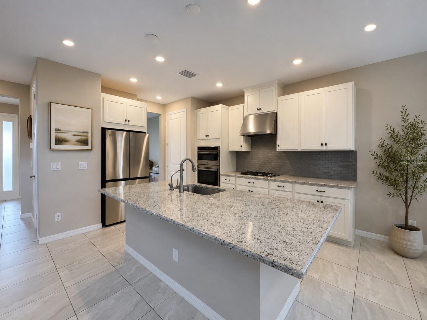 4334 Pond Brook Ct Property Photo 6