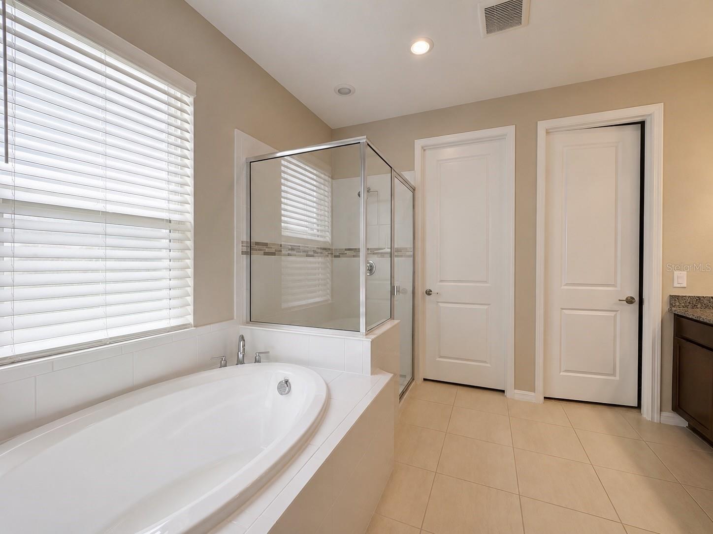 4334 Pond Brook Ct Property Photo 20