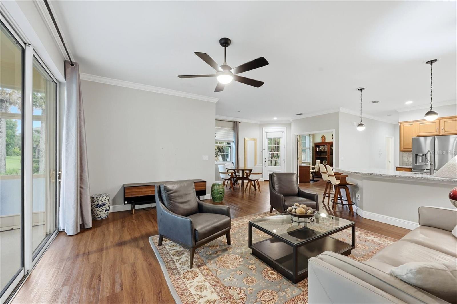 11477 52nd Ct E Property Photo 6