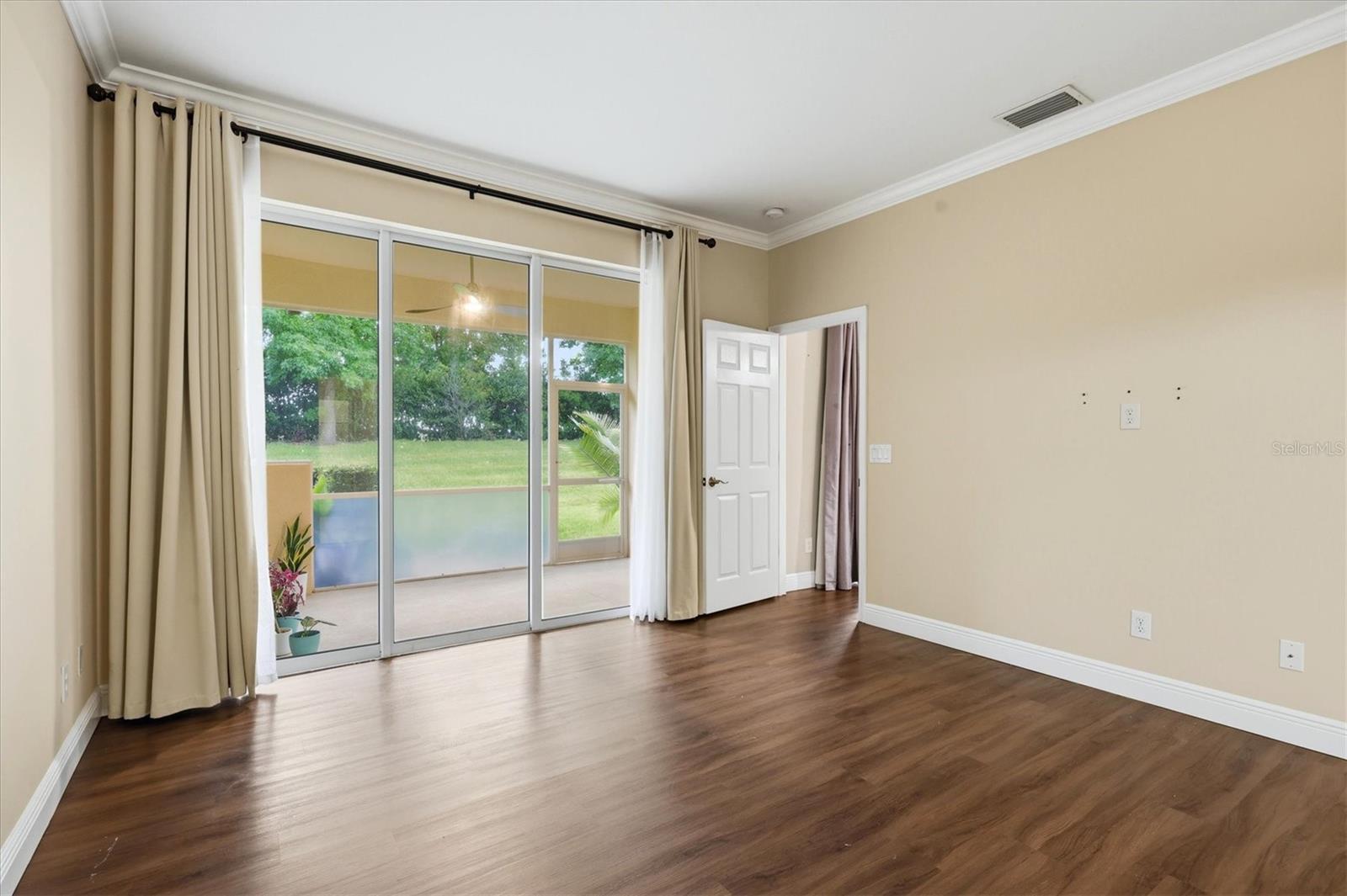 11477 52nd Ct E Property Photo 21