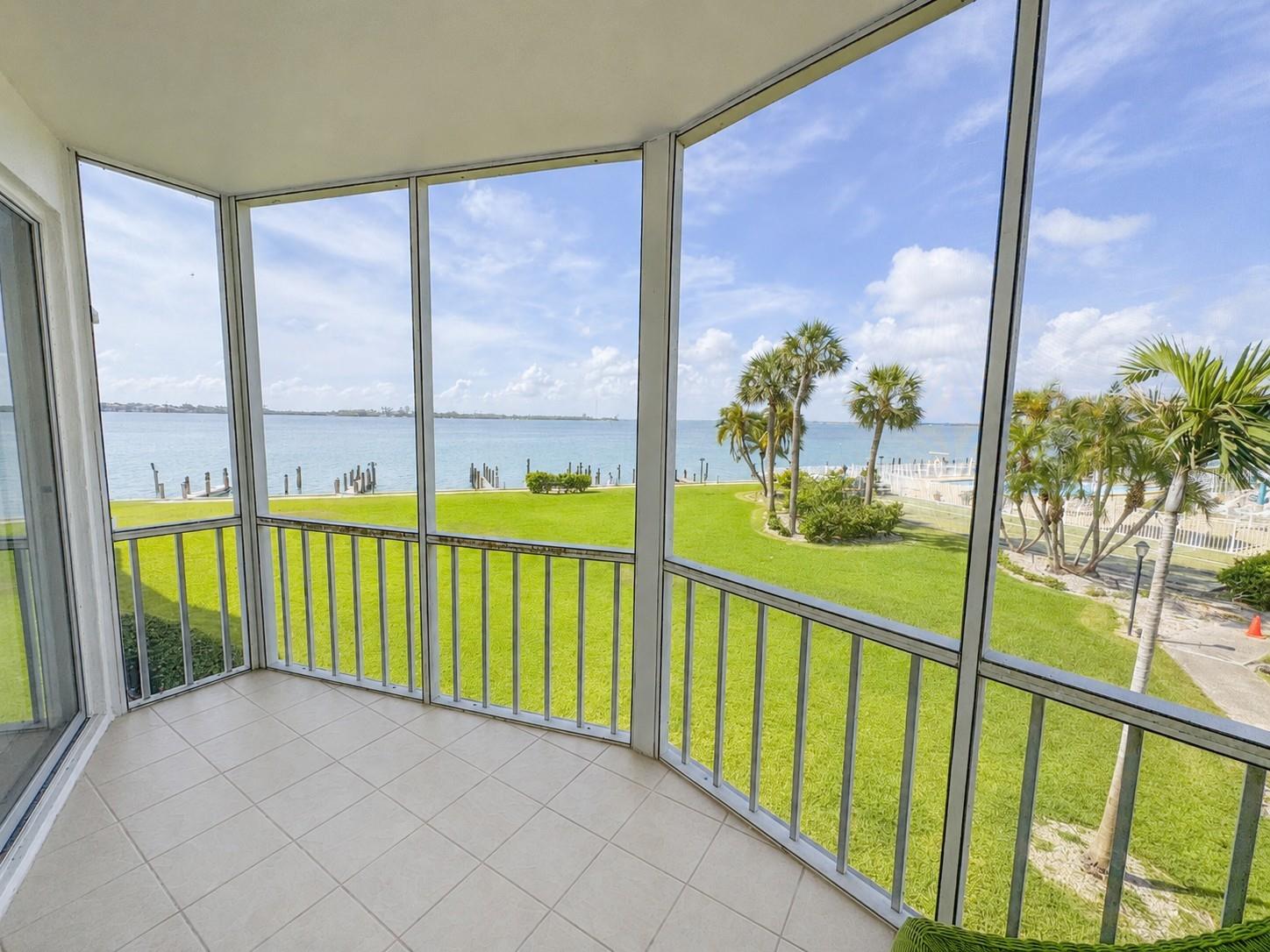 771 John Ringling Blvd #3 Property Photo 9