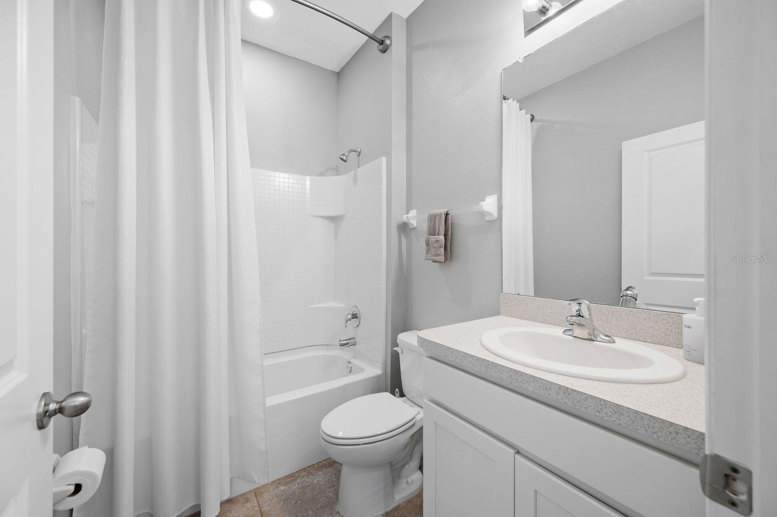 6549 Devesta Loop Property Photo 10