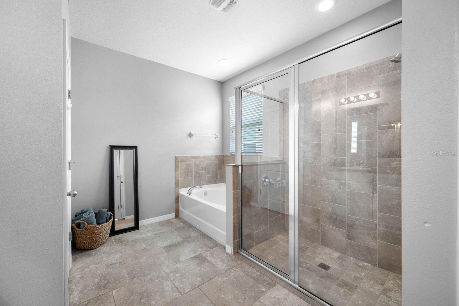 6549 Devesta Loop Property Photo 45