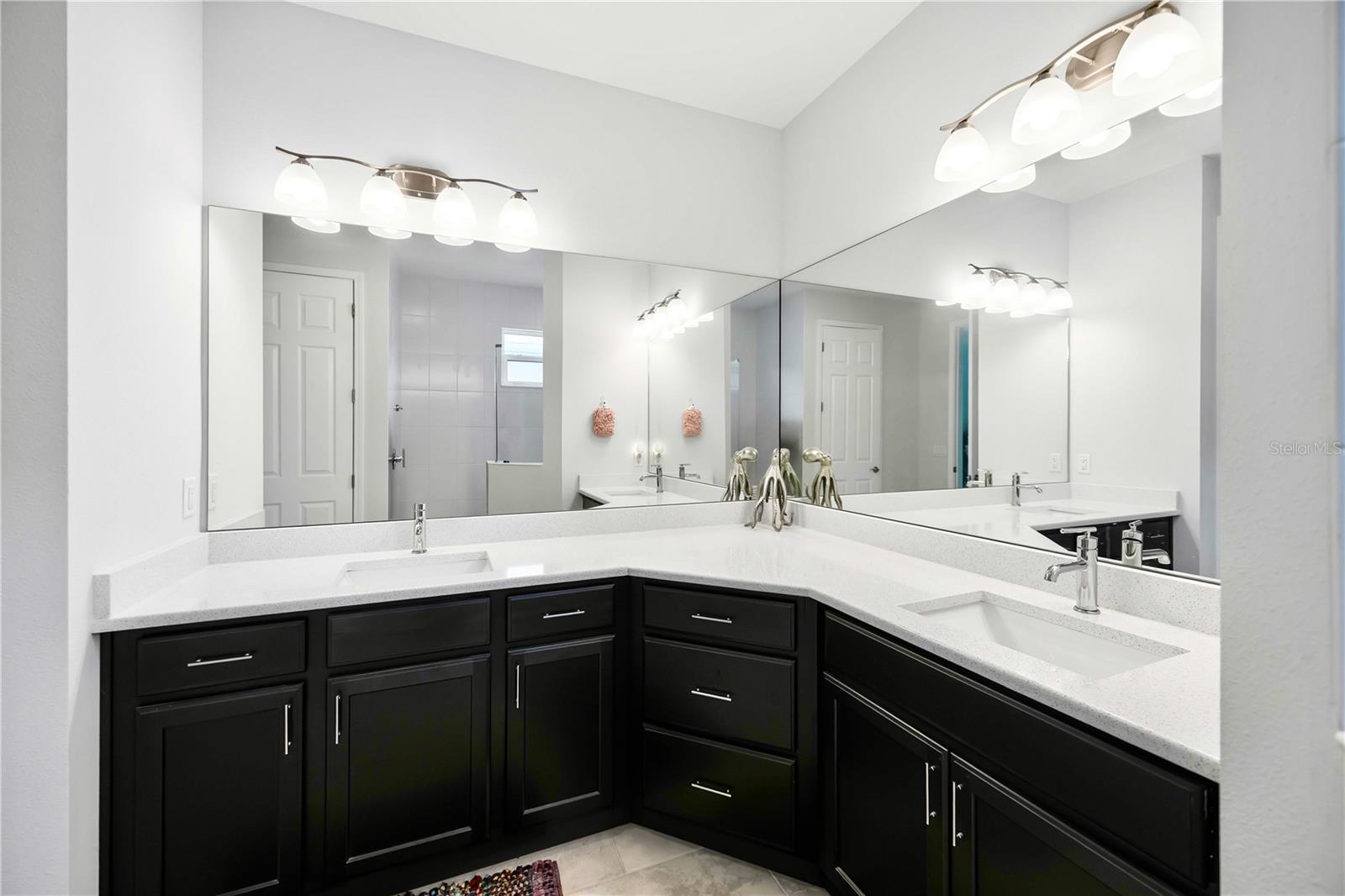 4427 Renwick Dr Property Photo 31