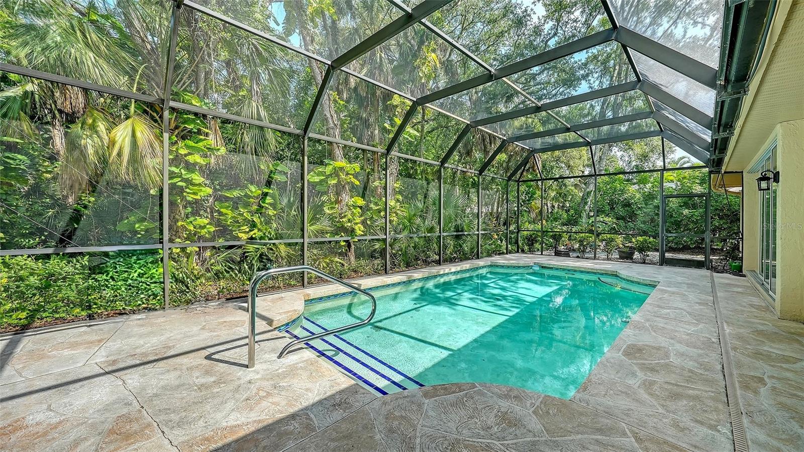 2929 Sandringham Pl Property Photo 5