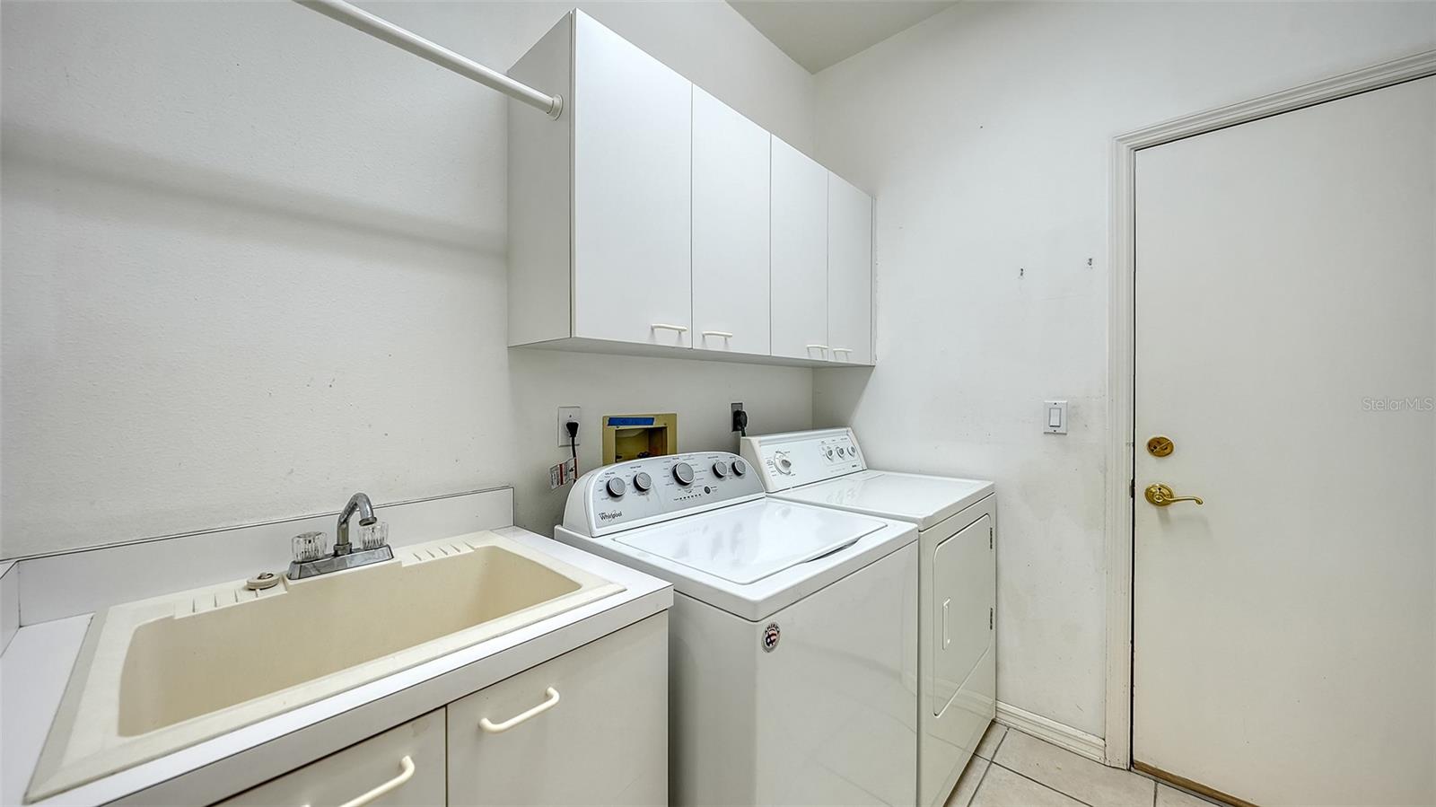 2929 Sandringham Pl Property Photo 25