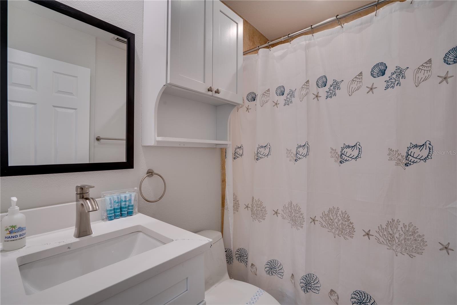 76 N Shore Dr Property Photo 15