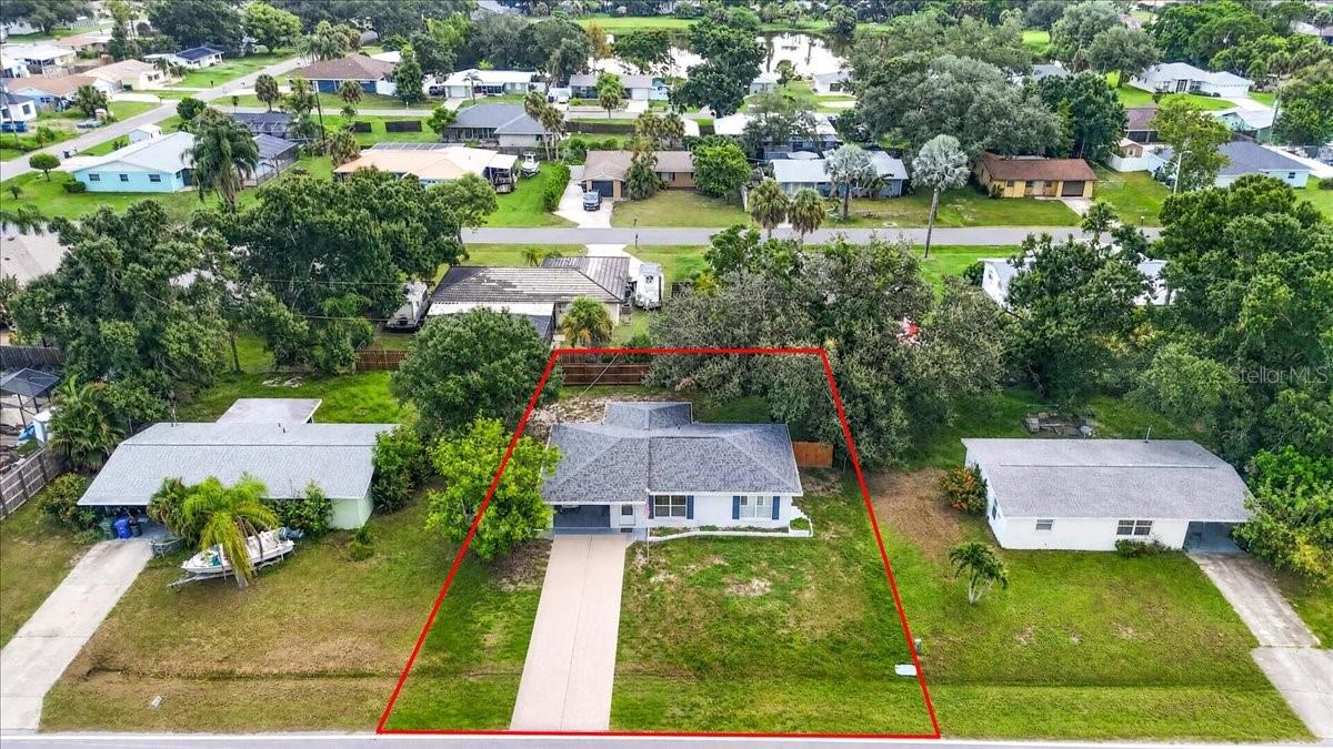 879 E Seminole Dr Property Photo 35