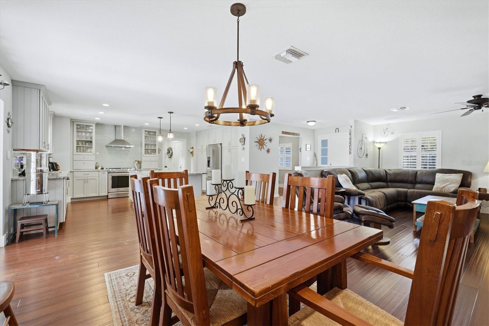 5505 Beneva Woods Cir Property Photo 14