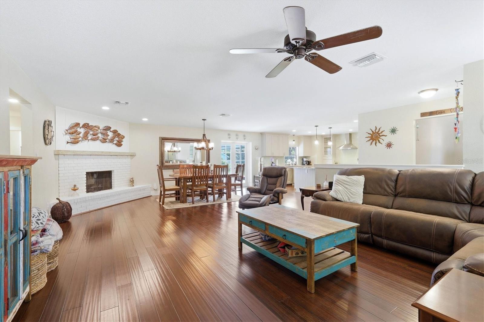 5505 Beneva Woods Cir Property Photo 16