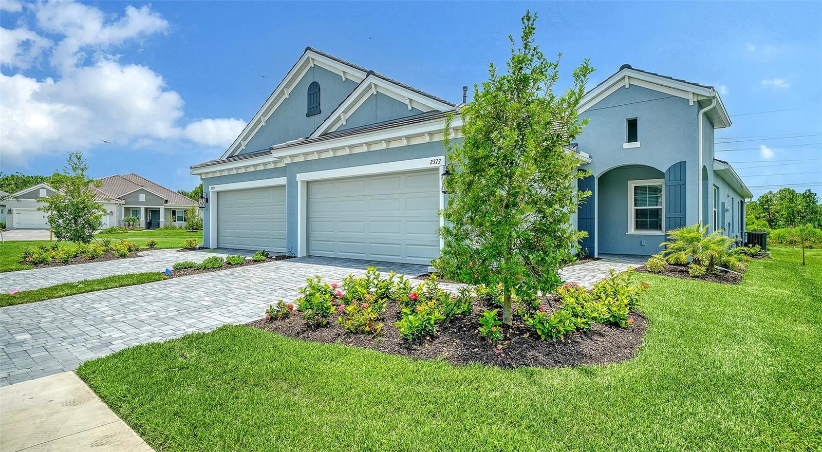 2373 BLUE MAHOE LN