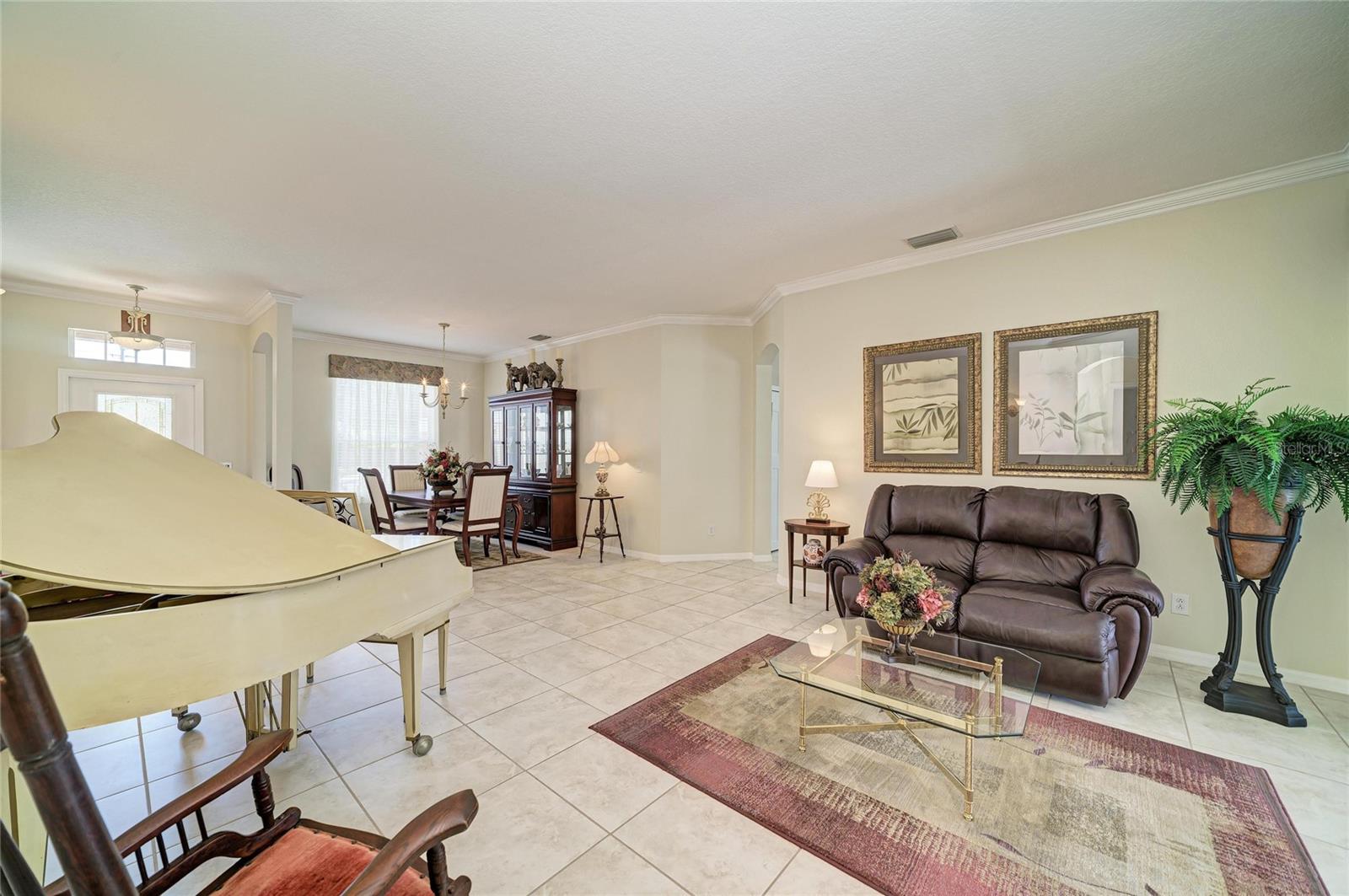 1401 Pinyon Pine Dr Property Photo 8