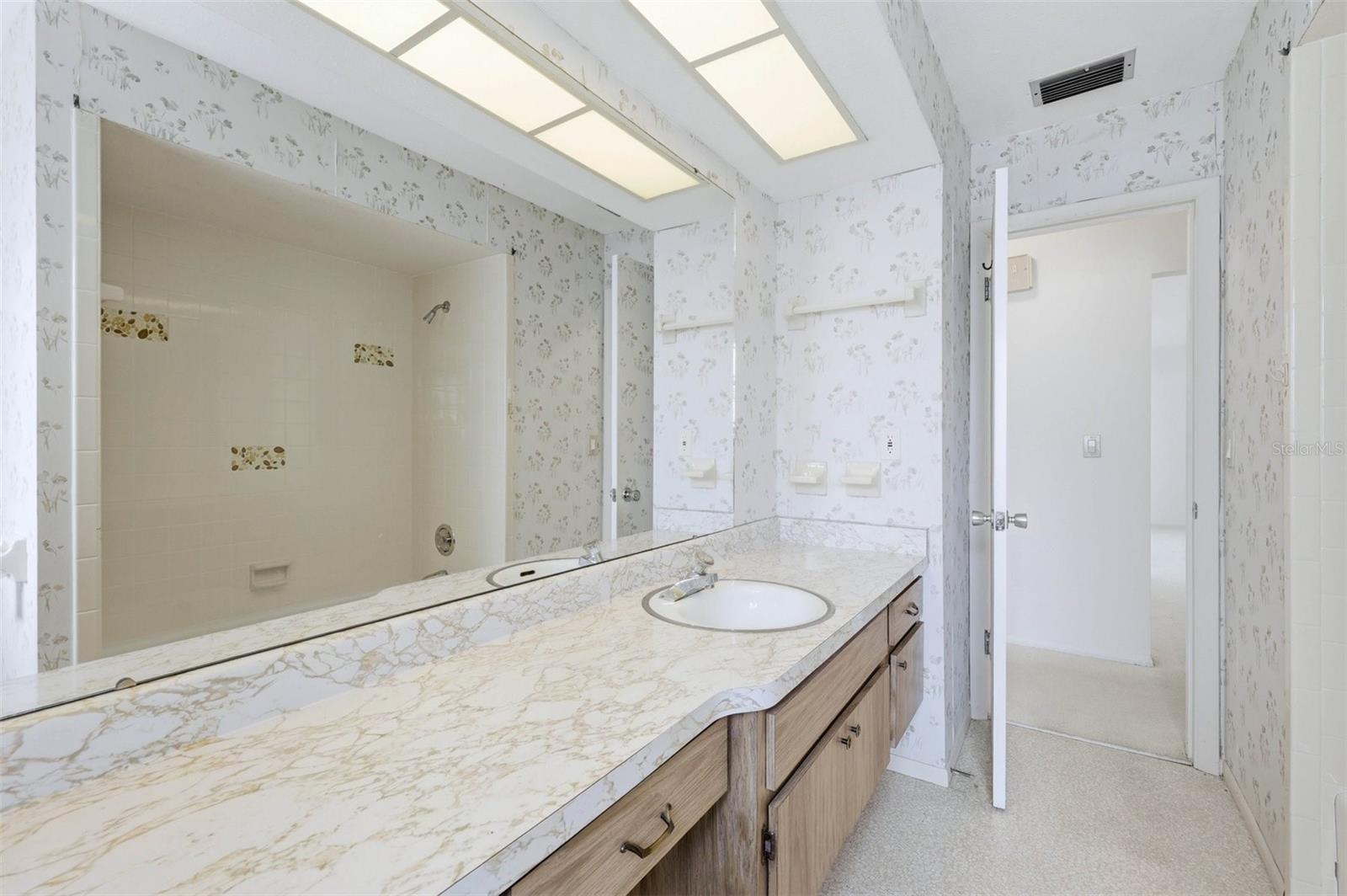 7005 Antigua Pl Property Photo 24