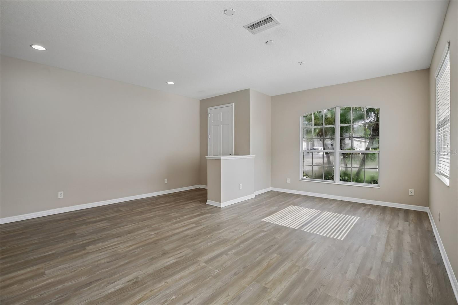 11418 56th Street Cir E Property Photo 5