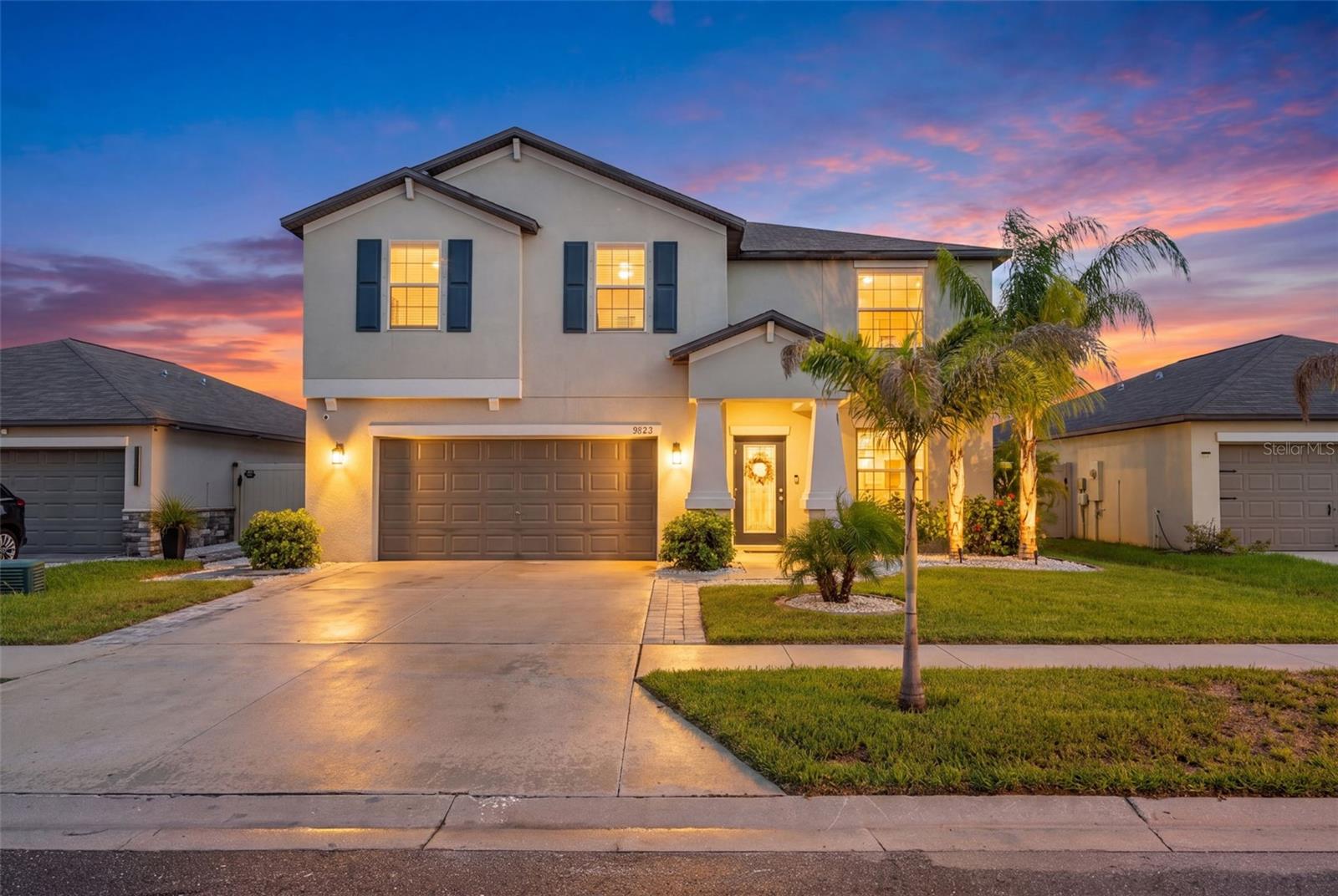 9823 Lemon Drop Loop Property Photo 2