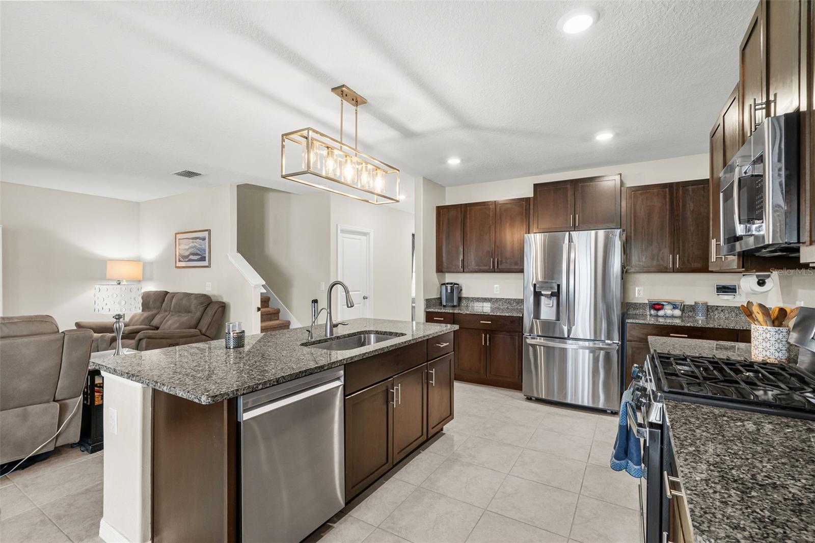 9823 Lemon Drop Loop Property Photo 10