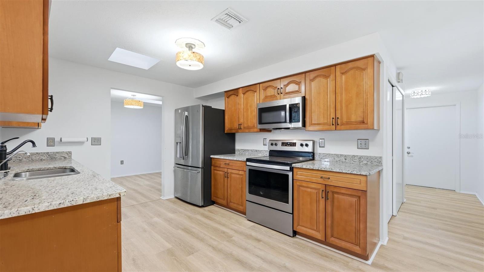 1329 Nantucket Rd Property Photo 13