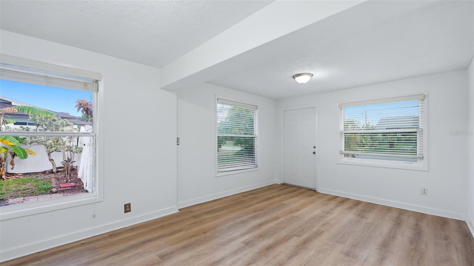 1329 Nantucket Rd Property Photo 26