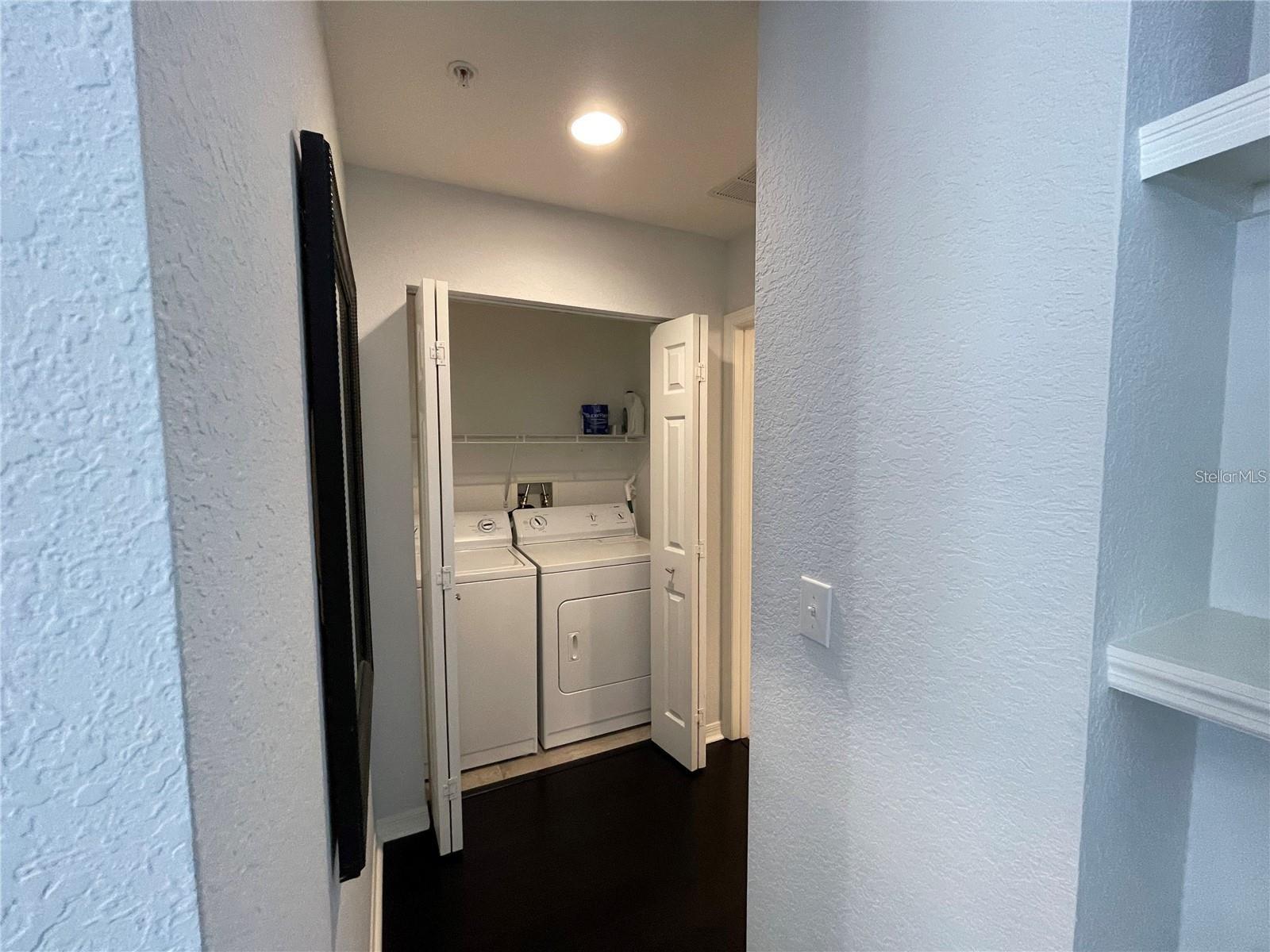 1064 N Tamiami Trl #1122 Property Photo 22